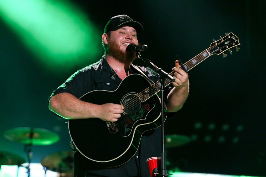 Singer Luke Combs performs at the 2018 CMA Fest